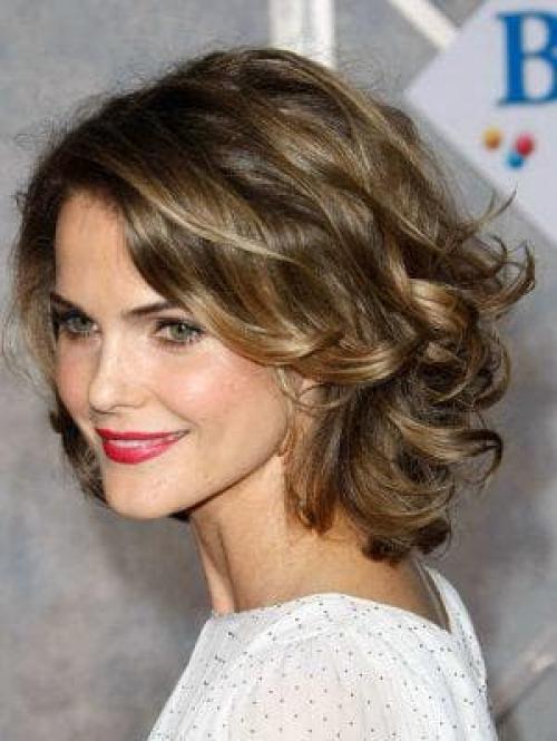 Романтический стиль прически. Самые романтические прически для разной длины волос