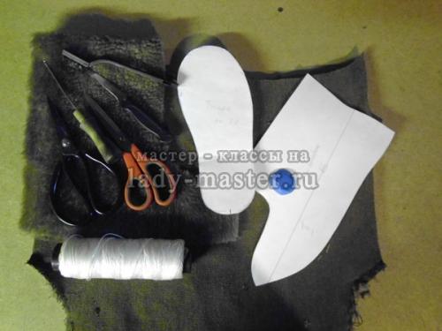 Как сшить меховые сапожки для дома. Меховые зимние тапки своими руками