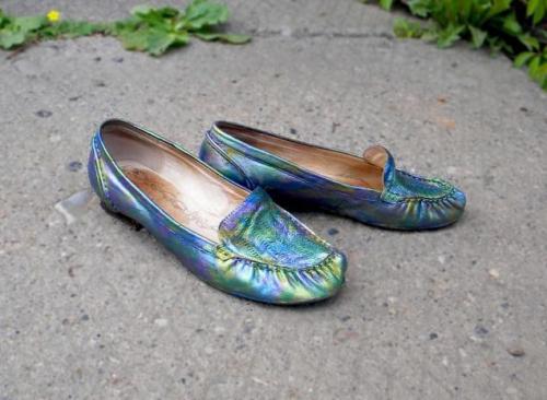 Как покрыть обувь блестками. Идеи оригинального и простого декора на туфлях своими руками