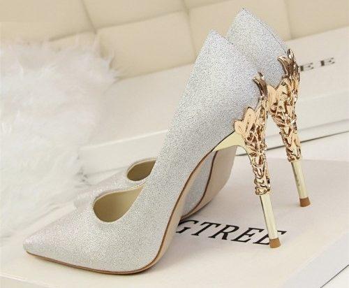 Как покрыть обувь блестками. Идеи оригинального и простого декора на туфлях своими руками