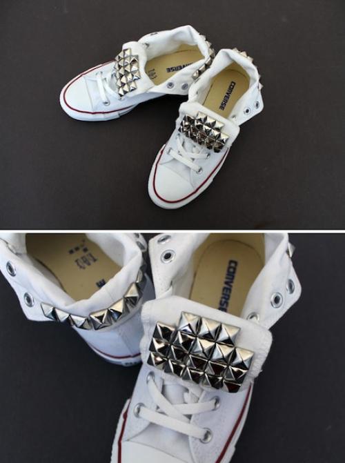 Как украсить кроссовки своими руками. Как модно украсить своими руками кеды или сникерсы