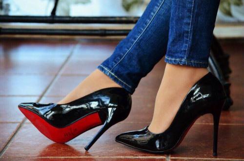 Как растянуть обувь в подъеме. Основные способы