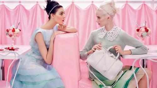 Мятный цвет сочетание с другими цветами. Удачные цветовые решения