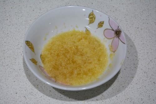 Маска от черных точек с углем в домашних условиях. Эффективные рецепты маски от черных точек с активированным углем и желатином