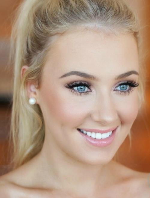 Макияж вечерний нежный. Вечерний макияж под цвет глаз