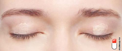 Красивый вечерний макияж для голубых глаз. Макияж для блондинок с голубыми глазами