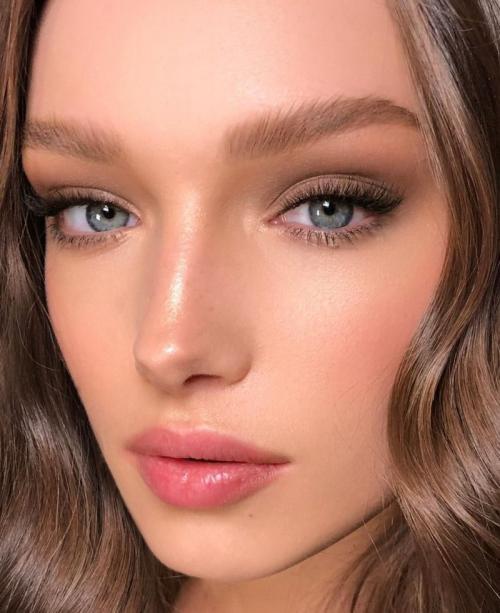 Нежный макияж 2022. Нежный макияж в стиле Nude