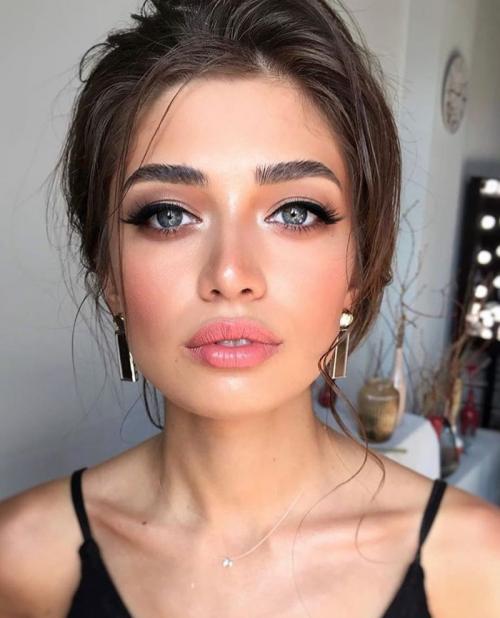 Нежный макияж 2022. Нежный макияж в стиле Nude