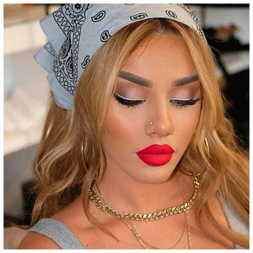 Вечерний макияж со стрелками пошагово. Стрелки на глазах: обзор трендов