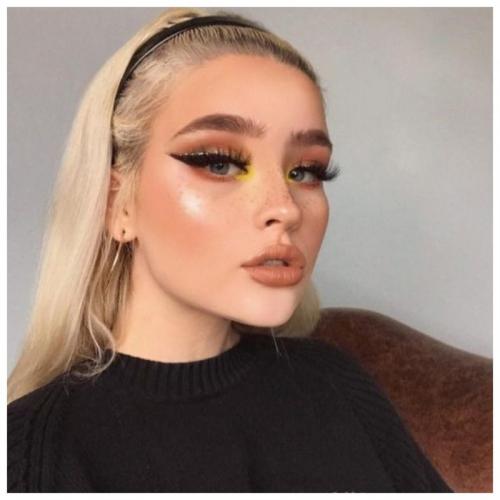 Вечерний макияж со стрелками пошагово. Стрелки на глазах: обзор трендов