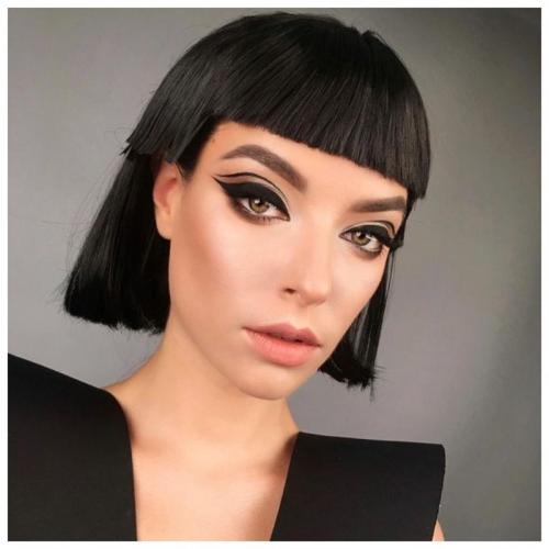 Вечерний макияж со стрелками пошагово. Стрелки на глазах: обзор трендов