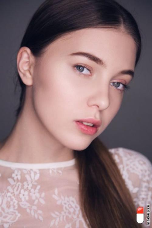 Красивый макияж в домашних условиях. Как научиться краситься?