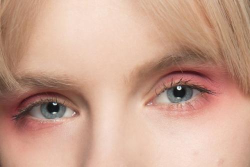 Черный макияж глаз пошагово. Всё о макияже смоки айс