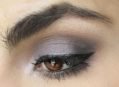 Легкий вечерний макияж для карих глаз. Пошаговая техника нанесения 26