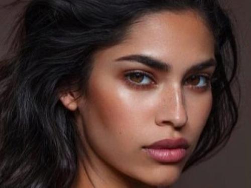 Легкий вечерний макияж для карих глаз. Пошаговая техника нанесения 25