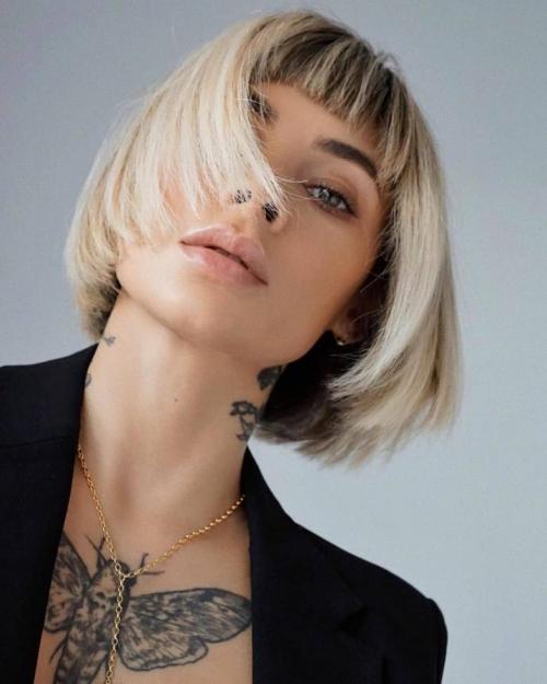 Стрижки на тонкие волосы 2023. Как подстричься, если волосы очень редкие 17