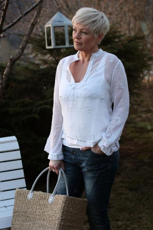 Стрижки для тонких и редких волос после 50 лет. Модные тенденции для коротких стрижек 2023 года для женщин за 50 лет