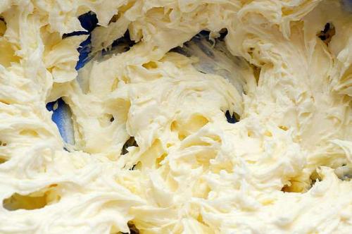 Как сделать крем для лица из масел. Как сделать омолаживающий крем для лица из масел в домашних условиях