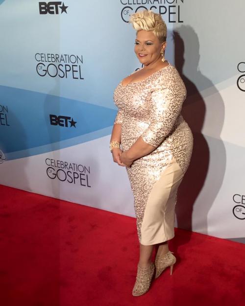 16 модных коротких стрижек на волнистые и вьющиеся волосы 08 16 модных коротких стрижек на волнистые и вьющиеся волосы 08