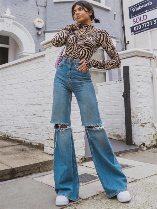 Брюки клеш от колена 2023. Модные разновидности джинсов-клеш