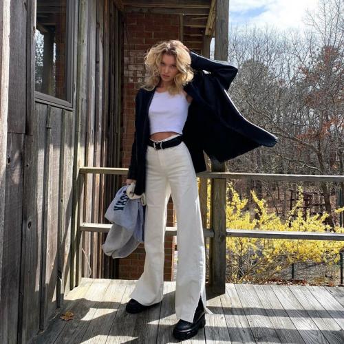 С чем носить джинсы клеш зимой. Джинсы клеш: с чем носить