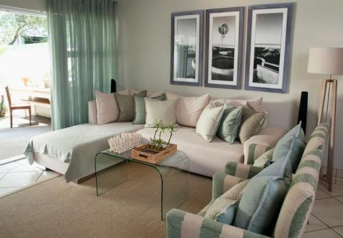 Светло мятный цвет. Сочетание с другими цветами