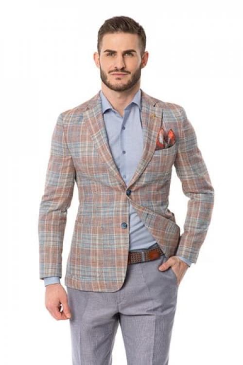 Беремся за стилизацию белой рубашки платком: простые способы создания индивидуального образа 13 Беремся за стилизацию белой рубашки платком: простые способы создания индивидуального образа 13