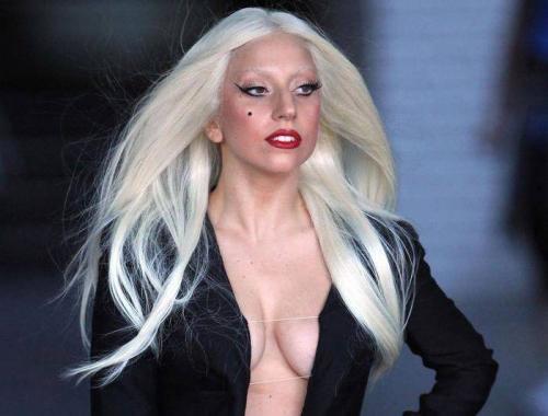 Что не нравится женщинам в мужской одежде. Какие вещи на мужчинах не нравятся женщинам?