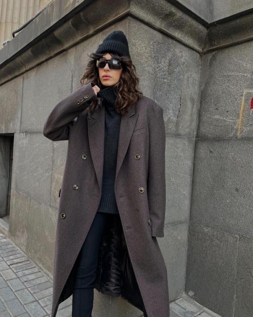 При какой температуре носят демисезонное пальто. Для каких погодных условий подойдет шерстяное пальто, а в каком случае лучше оставить его в шкафу?