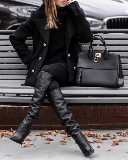 С каким шарфом носить черное пальто. Как и с чем носить пальто черного цвета?