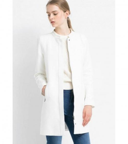 С какой обувью носить светлое пальто. Как и с чем носить пальто белого цвета