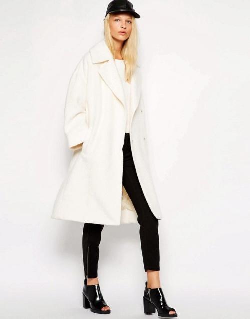 С какой обувью носить светлое пальто. Как и с чем носить пальто белого цвета