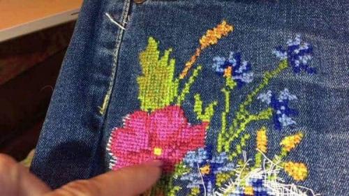 Как выбрать правильный узор для вышивки на белой рубашке. Что следует знать, перед тем как приступать к работе?