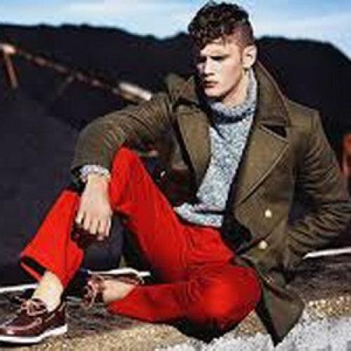 Как носить мужское пальто женщине. Как и с чем носить мужское пальто: быть не мальчиком, но мужем