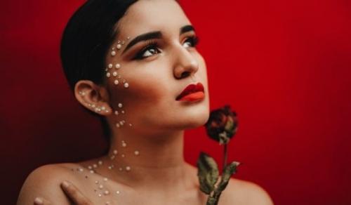 Как создать вечерний макияж, который будет выглядеть великолепно на любых фотографиях. Как сделать вечерний макияж? 6 Пошаговых инструкций от визажистов, как сделать красивый вечерний макияж самой