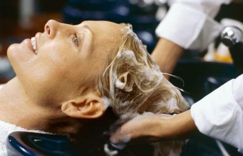 Как вернуть свой цвет волос. Как вернуть свой родной естественный цвет волос –, что делать после осветления, если вы решили стать блондинкой 05 Как вернуть свой цвет волос. Как вернуть свой родной естественный цвет волос –, что делать после осветления, если вы решили стать блондинкой 05