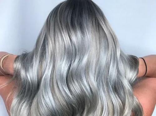 Как правильно перекраситься из блондинки в русую. Технология окрашивания в русый цвет 11 Как правильно перекраситься из блондинки в русую. Технология окрашивания в русый цвет 11