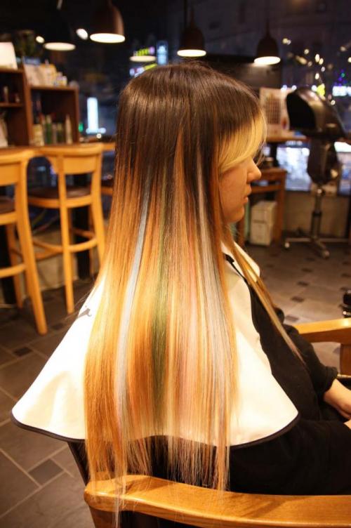 Цвет волос из темного в светлый: особенности окрашивания темных волос, палитра оттенков, фото результатов 01 Цвет волос из темного в светлый: особенности окрашивания темных волос, палитра оттенков, фото результатов 01