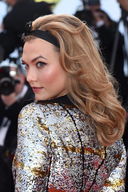 Русый цвет волос. Русые волосы: оттенки и кому пойдут