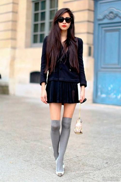 Как носить гольфы на колготки. Как носить гольфы, чтобы они не сползали