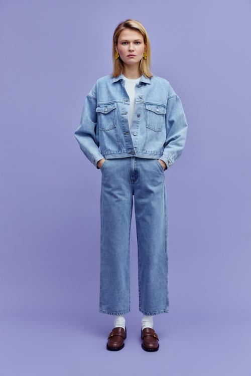 С чем носить женские брюки. Виды классических женских брюк, как правильно и с чем их носить 23