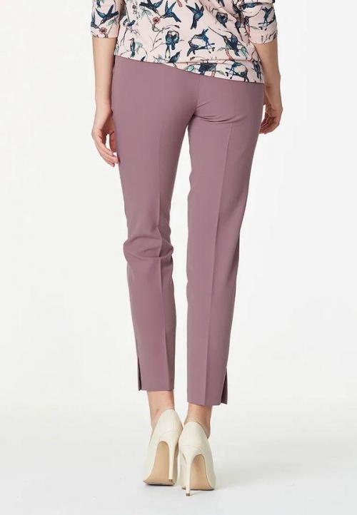 С чем носить женские брюки. Виды классических женских брюк, как правильно и с чем их носить