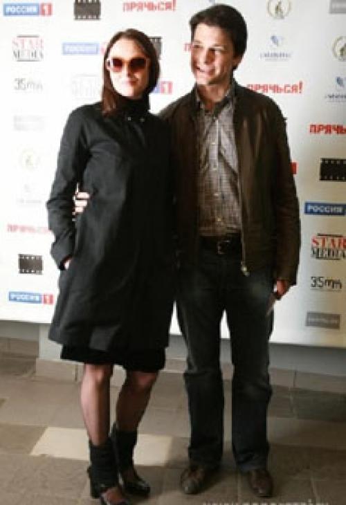 Личная жизнь Елены Кориковой и Даниила Страхова.. Слухи о романе с Еленой Кориковой и 20 лет брака без детей: актер Даниил Страхов уехал из Москвы 01 Личная жизнь Елены Кориковой и Даниила Страхова.. Слухи о романе с Еленой Кориковой и 20 лет брака без детей: актер Даниил Страхов уехал из Москвы 01