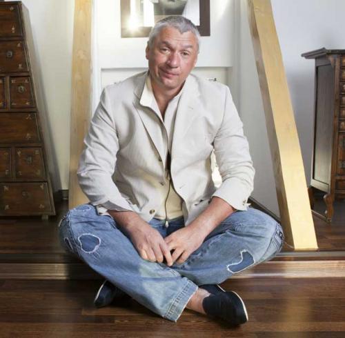 Елена Корикова живет в Черногории с богатым мужем. Елена Корикова вышла замуж за чиновника и живет на вилле в Черногории 20