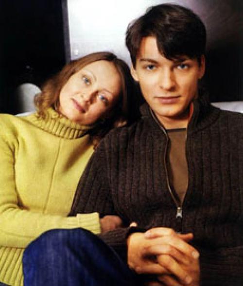 Корикова и Страхов роман. Бросил беременную Корикову по наущению звездной матери 09