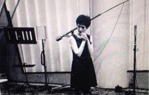 Без грима, как Пугачева. Обрабатывает ли звезда снимки в фотошопе 04 Без грима, как Пугачева. Обрабатывает ли звезда снимки в фотошопе 04