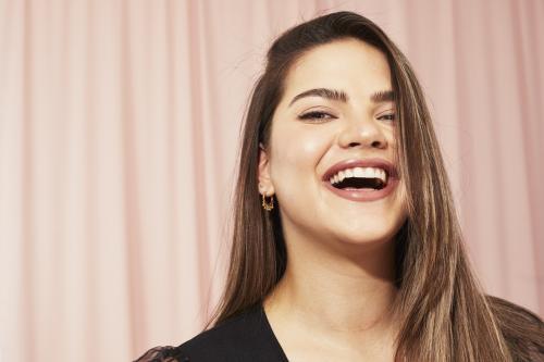 Из блонда в темный без зелени. Из блондинки в брюнетку: кому подходит