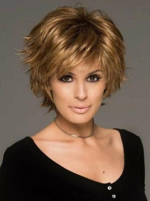 Стрижки на средние волосы 2022. Модные тенденции стрижек на средние волосы 2022 05