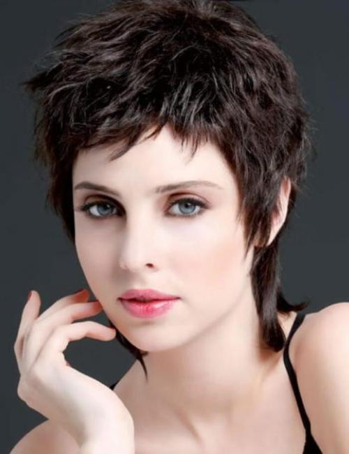 Стрижки на средние волосы 2022. Модные тенденции стрижек на средние волосы 2022 09