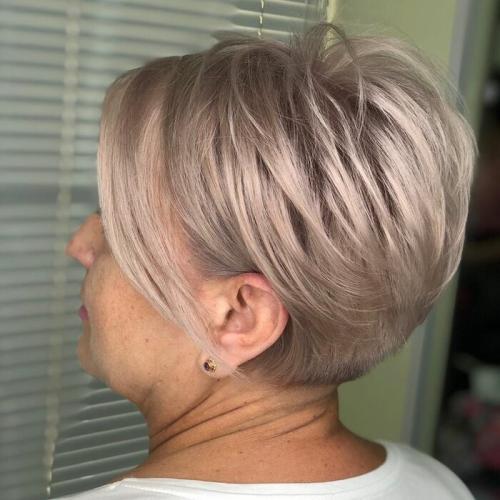 Стрижки для дам 50+, которые молодят с названиями. Стрижки, которые молодят женщину после 50 лет